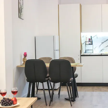 Vaclav With Garage K12 아파트