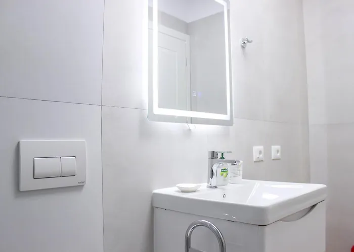 Vaclav With Garage K12 * Durrës